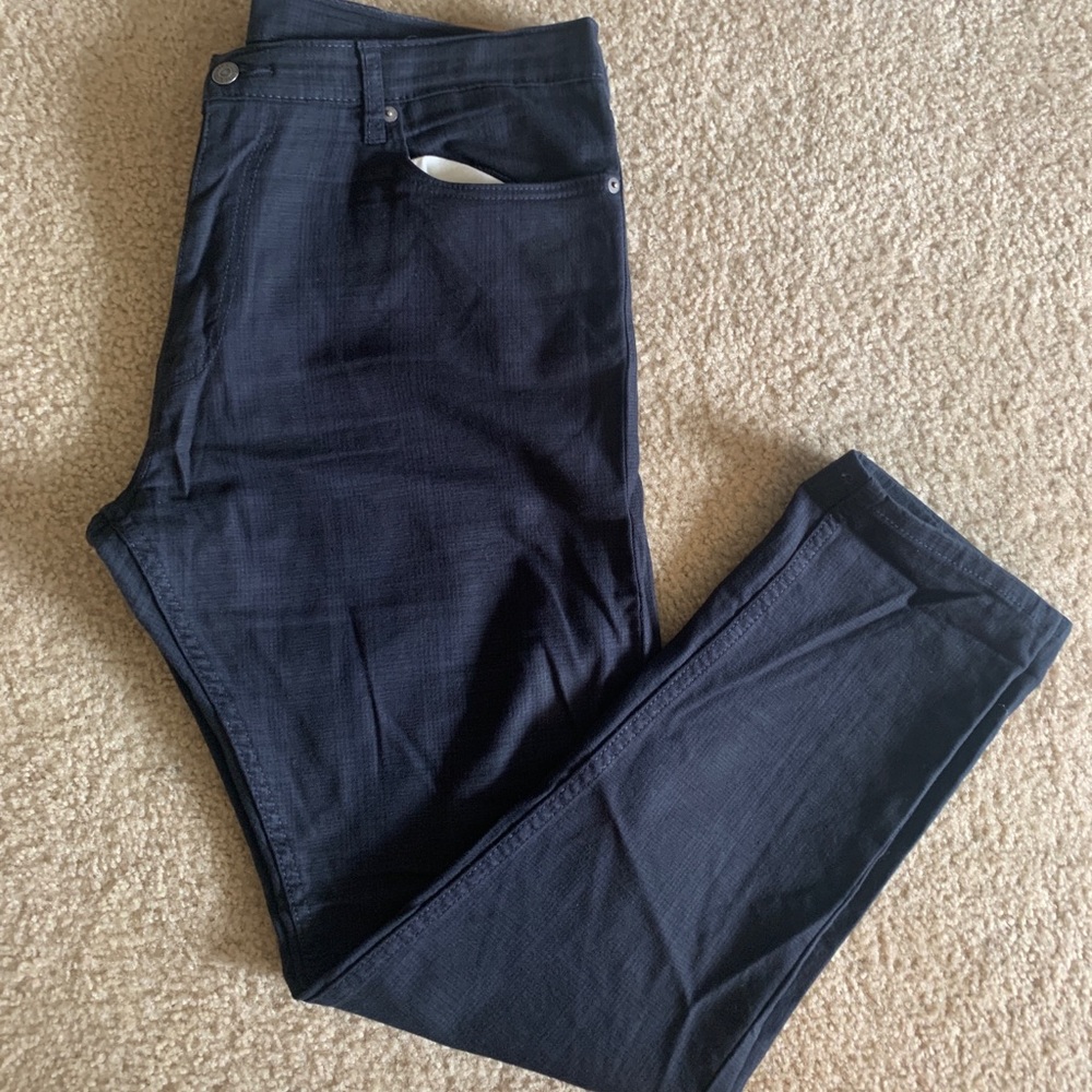 Levis 512